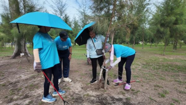 20240713 Pahang beach cleaning